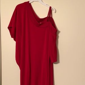 Cute off one shoulder dress.